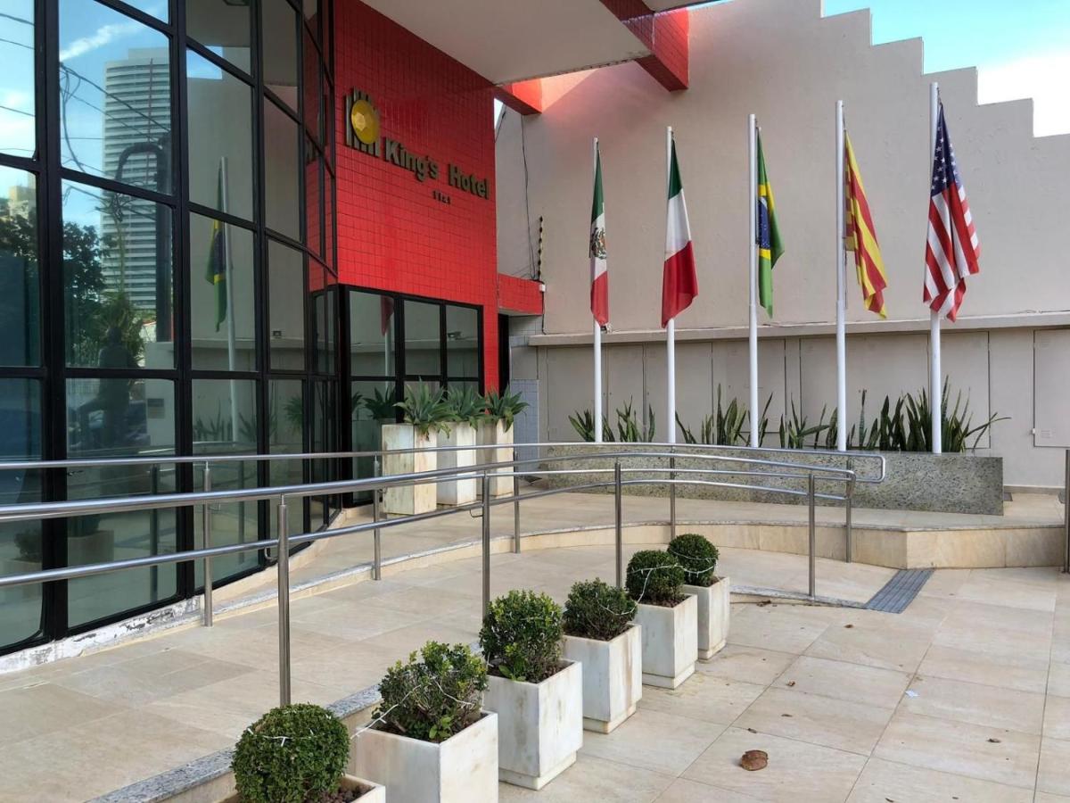 1-King's Flat Hotel.jpg